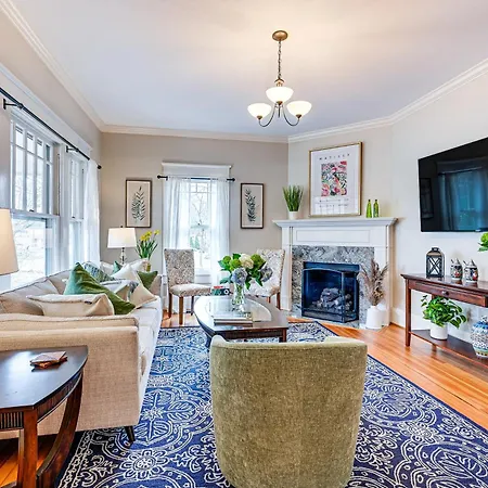 Spacious Salem-Winston Home With Deck!